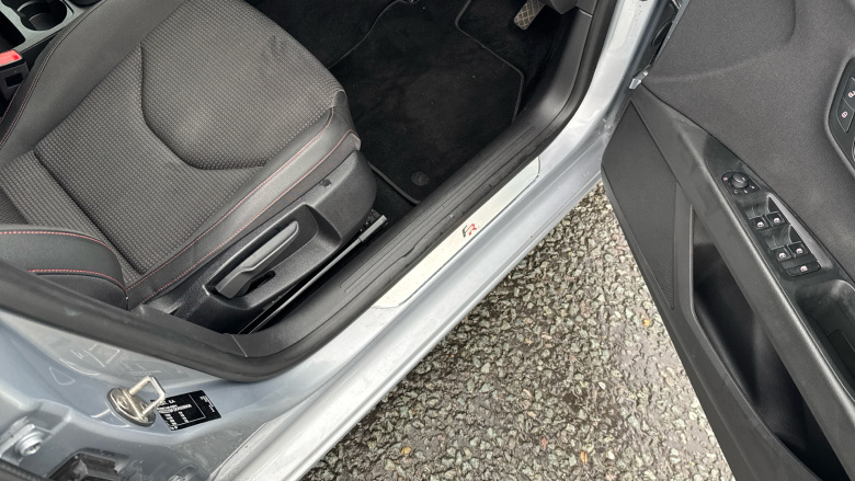 SEAT Leon 1.5 TSI EVO FR [EZ] 5dr Petrol Hatchback